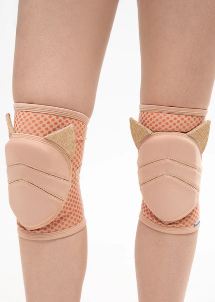 Queen PoleWear Grippy Knee Pads – KITTY – Latte